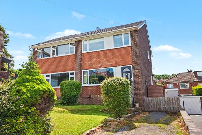 3 Bedroom Semi-Detached House For Sale In Woodhill Court, Leeds, West Yorkshire, LS16