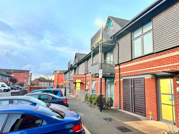 1 Bedroom Flat To Rent In Lewin Terrace, Bedfont, Feltham, TW14