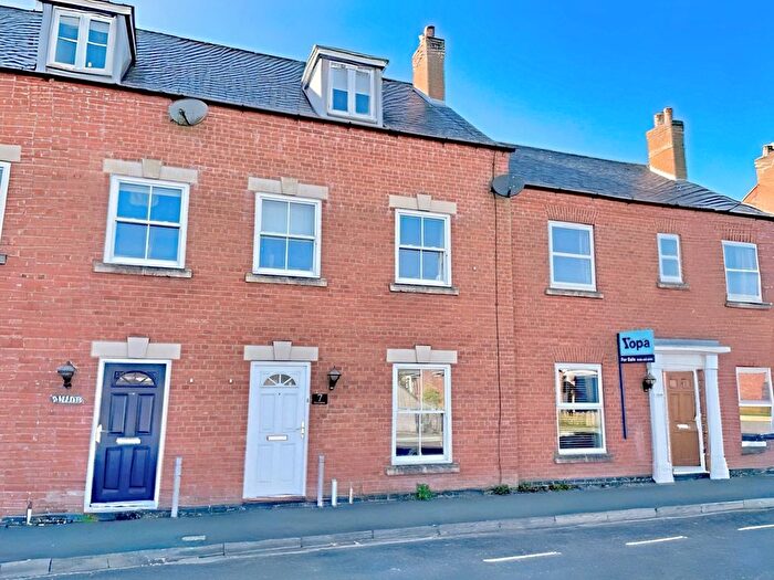 3 Bedroom Terraced House For Sale In Bardney Road, Wragby, LN8