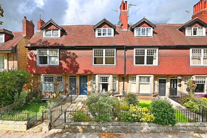 2 Bedroom Flat For Sale In Dragon Parade, Harrogate, HG1