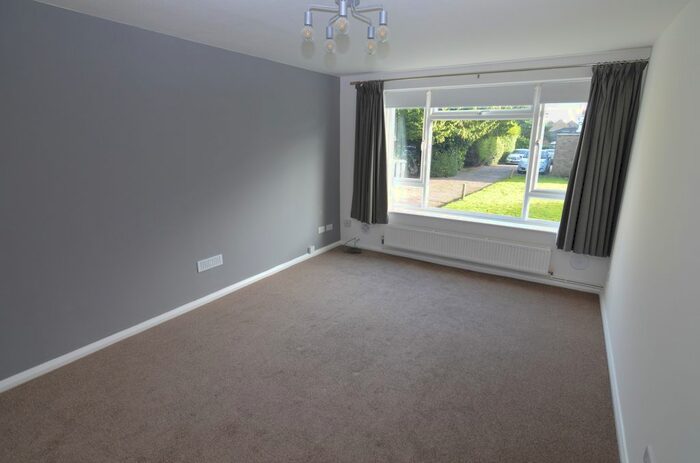 1 Bedroom Flat To Rent In Hatherley Road, Sidcup DA14