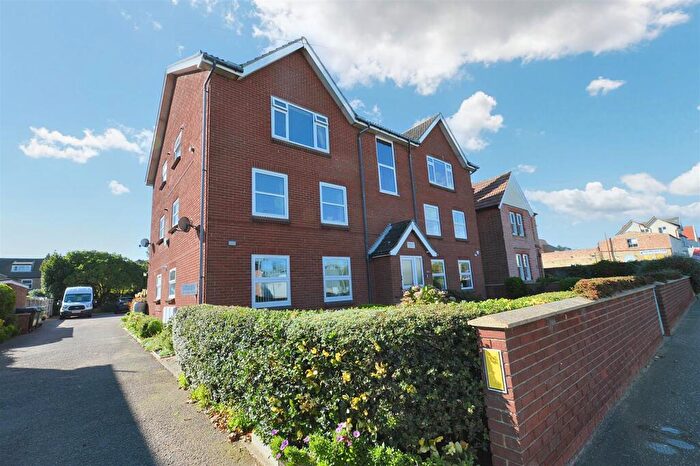 2 Bedroom Flat For Sale In Kimberley Court, Cromer Road, Sheringham, NR26