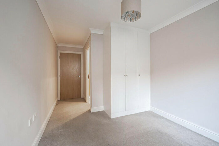 2 Bedroom Apartment To Rent In Brookbank Close, Cheltenham, GL50