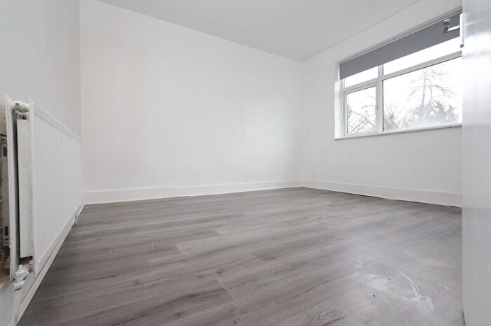 4 Bedroom Terraced House To Rent In Park Lane, London, N17