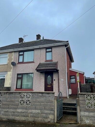 2 Bedroom Semi-Detached House To Rent In Brynmawr, Bridgend, CF32