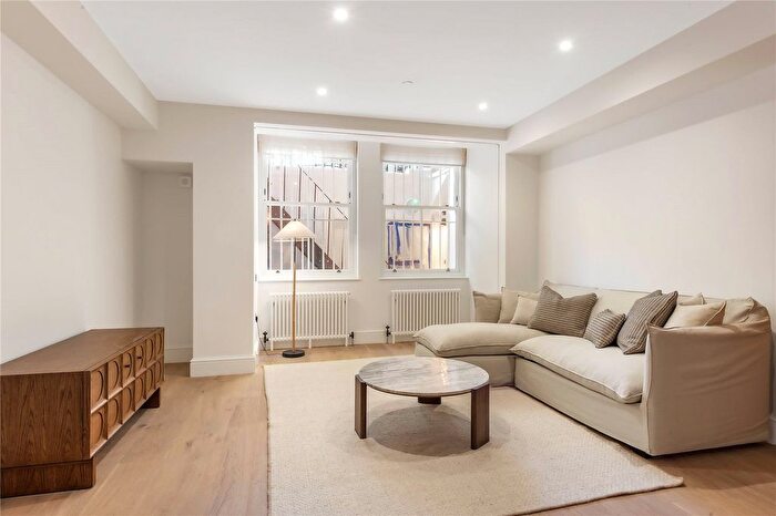 1 Bedroom Flat To Rent In Sloane Gardens, London, SW1W