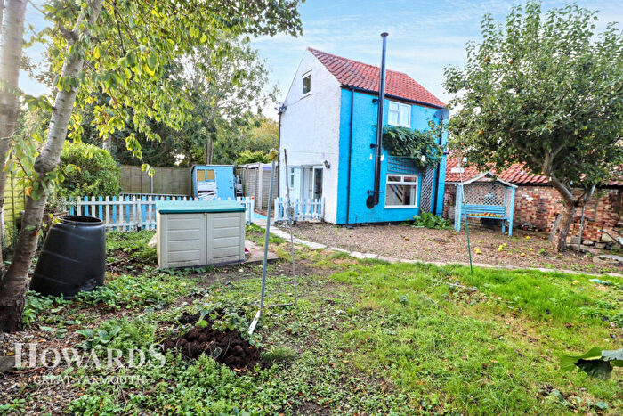 1 Bedroom Detached House For Sale In The Green, Martham, NR29