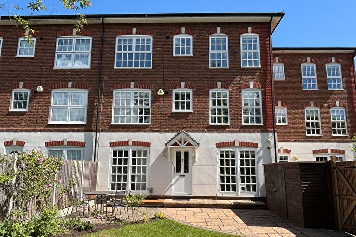4 Bedroom Property To Rent In Park Road, Camberley, GU15