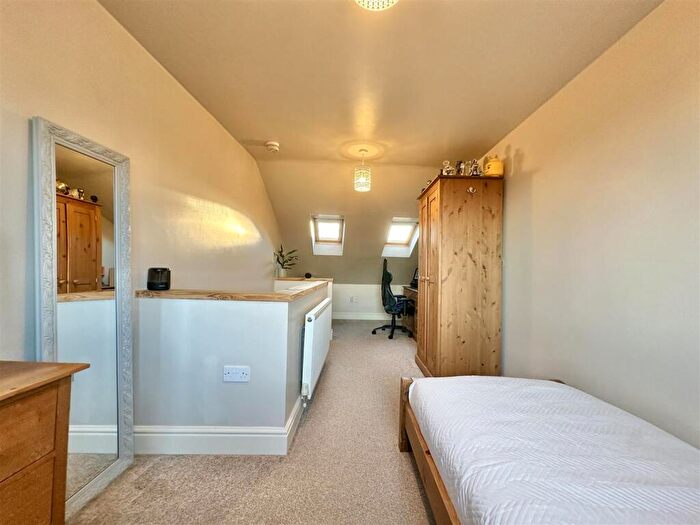 3 Bedroom Terraced House For Sale In Corporation Road, Off Abbey Lane, Leicester, LE4