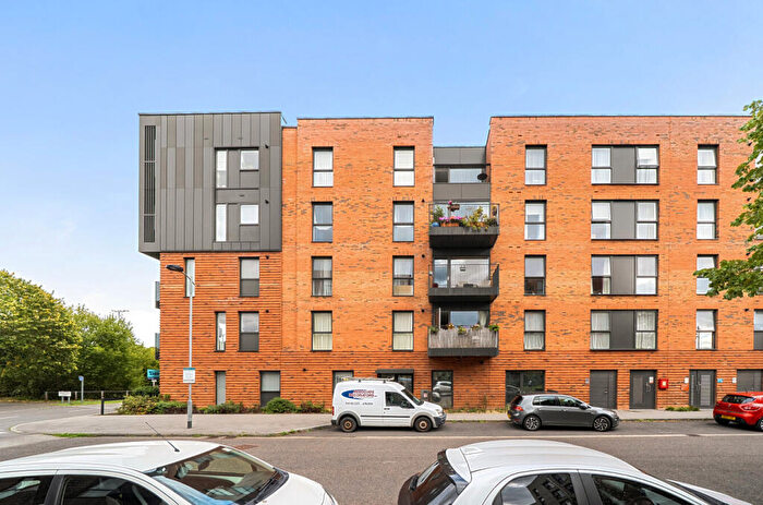 1 Bedroom Flat For Sale In Hering Road, Trumpington, Cambridge, Cambridgeshire, CB2