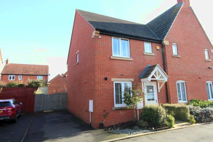 2 Bedroom Semi-Detached House For Sale In Daisy Close, Lutterworth, LE17