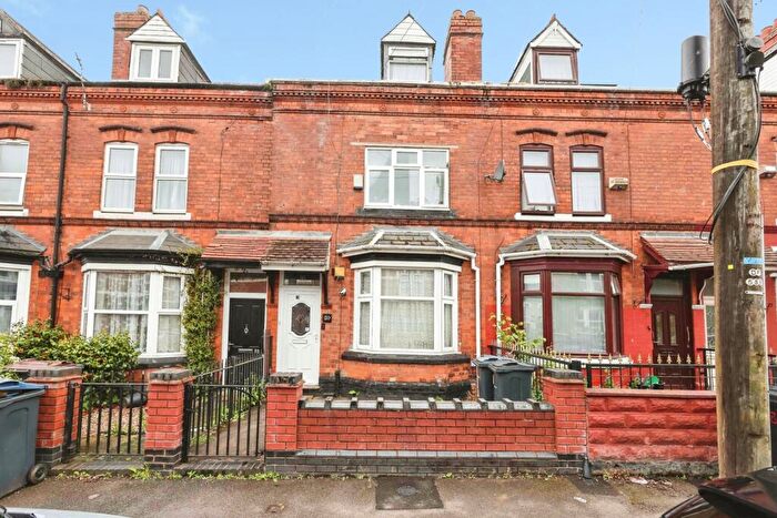 4 Bedroom Terraced House For Sale In Link Road, Birmingham, B16