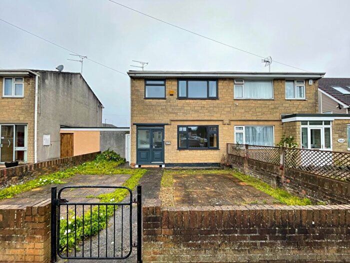 4 Bedroom House To Rent In Soundwell Road, Soundwell, Bristol, BS16