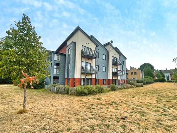2 Bedroom Flat For Sale In Bedstone Road, Basingstoke, Hampshire, RG21