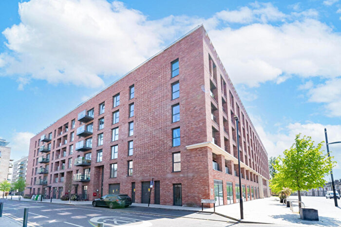2 Bedroom Flat For Sale In Thunderer Street, E13