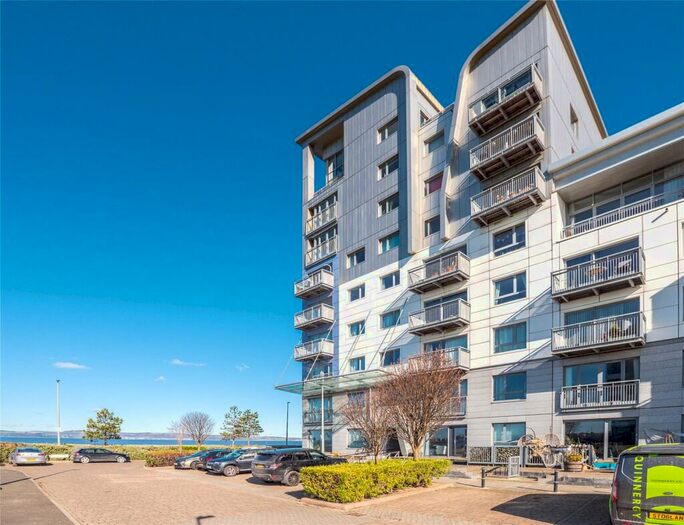 3 Bedroom Flat To Rent In Western Harbour Terrace, Edinburgh, Midlothian, EH6