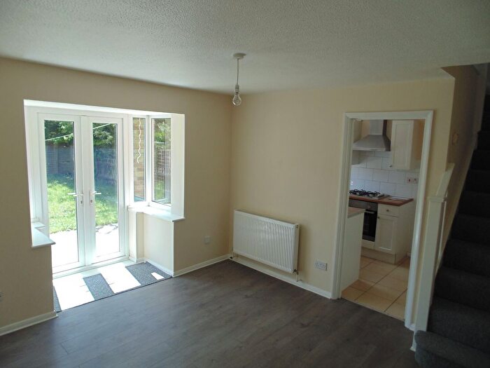 1 Bedroom Terraced House To Rent In Senwick Drive, Wellingborough, NN8