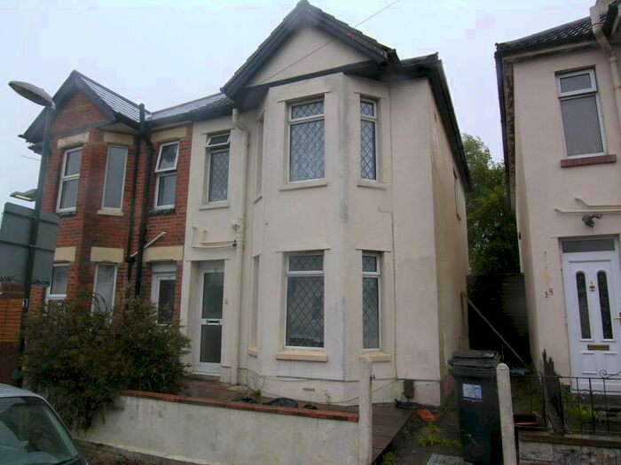 4 Bedroom House To Rent In Bedroom Semi Detached House In Winton, BH9