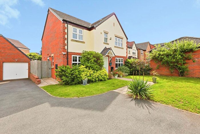 5 Bedroom Detached House For Sale In York Way, Northampton, Northamptonshire, NN5