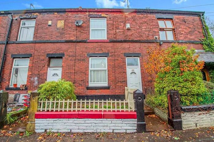 3 Bedroom House To Rent In James Street, Radcliffe, Manchester, M26