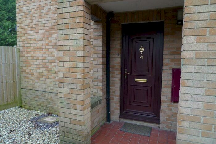 Studio To Rent In Cairngorm Road Thatcham, RG19