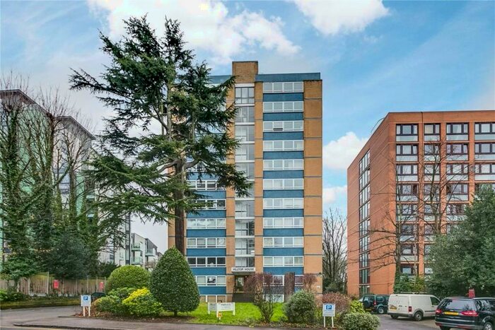 Studio To Rent In Hilltop House, Hornsey Lane, Highgate, N6