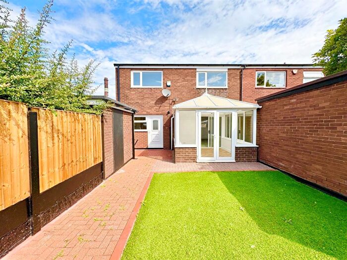 3 Bedroom Terraced House For Sale In Flapper Fold Lane, Atherton, Manchester, M46