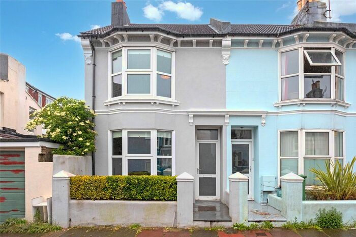 2 Bedroom End Of Terrace House To Rent In Windmill Street, Brighton, East Sussex, BN2