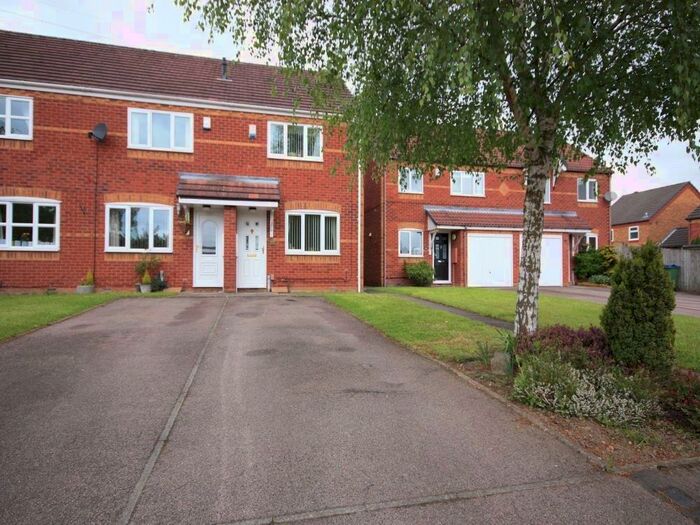 2 Bedroom Terraced House To Rent In Birchley Park Avenue, Oldbury, B69