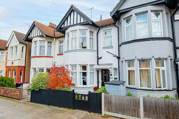 3 Bedroom Terraced House For Sale In Westcliff Park Drive, Westcliff-On-Sea, SS0