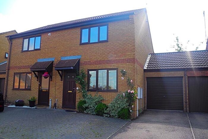 3 Bedroom Semi Detached House To Rent In Bates Close, Higham Ferrers, NN10