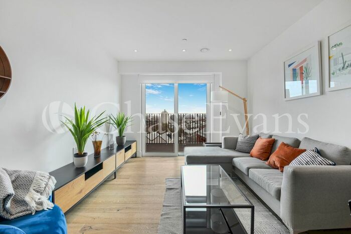 1 Bedroom Flat To Rent In Keybridge Capital, A Exchange Gardens, Vauxhall, London, SW8