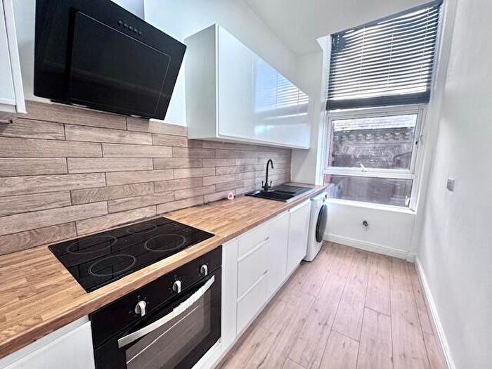 1 Bedroom Apartment To Rent In Knowsley Street, Bolton, BL1