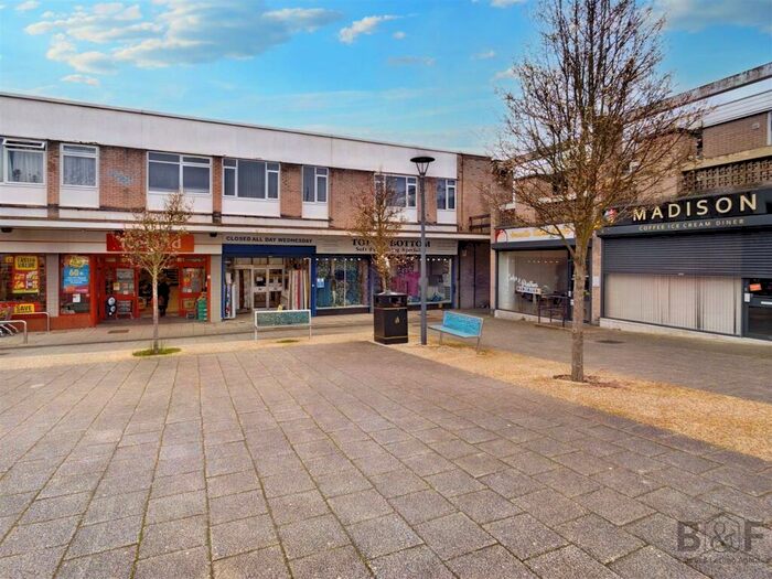 2 Bedroom Flat To Rent In The Square, Broad Street, Staple Hill, BS16