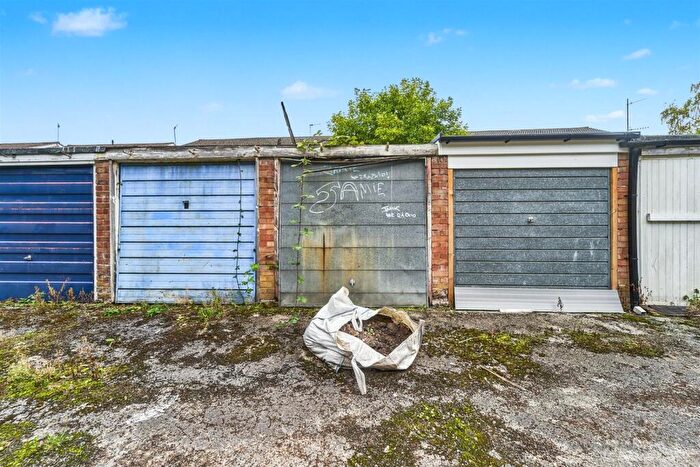 Garage / Parking For Sale In Single Garage | Bromsgrove, B61