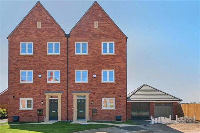 3 Bedroom Semi-Detached House To Rent In Bedroom Semi Detached House In Upton Hall Crescent, Upton, Northampton, NN5