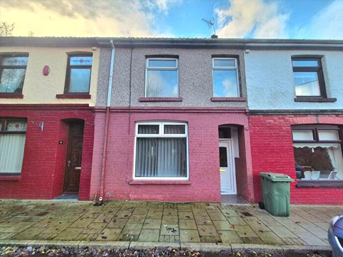 3 Bedroom Terraced House For Sale In Collwyn Street, Porth, CF39