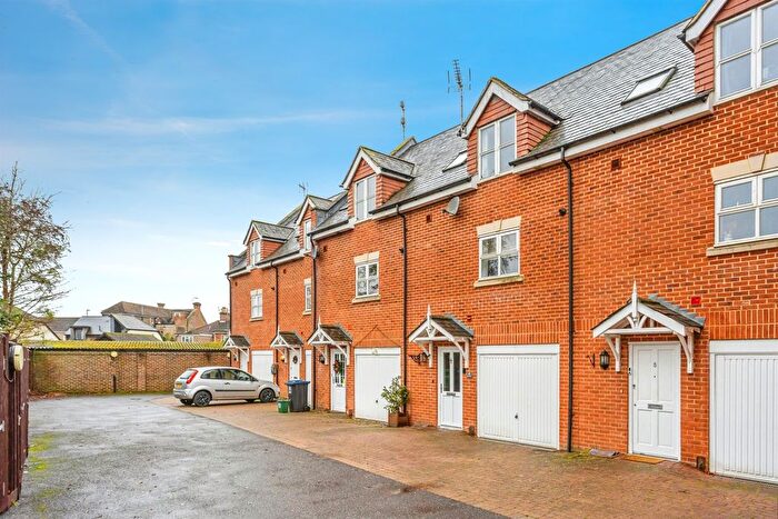 3 Bedroom Property For Sale In Priory Mews, Haywards Heath, RH16
