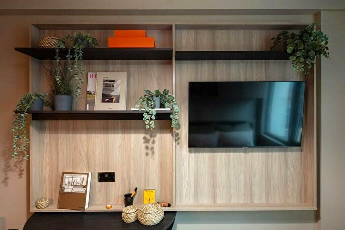 Studio To Rent In Chatfield Road, London, SW11