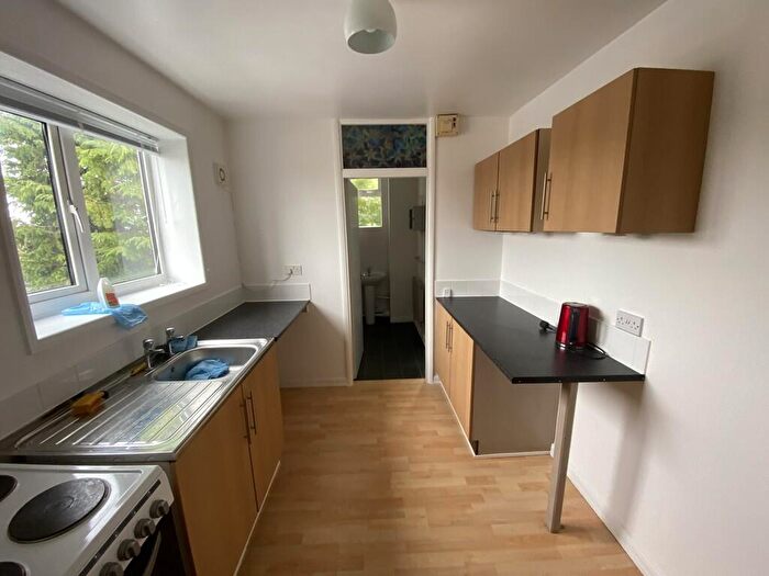 1 Bedroom Flat To Rent In Pinewood, Blackburn, BB2