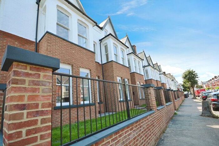 2 Bedroom Flat To Rent In Cumberland Road, Margate, CT9