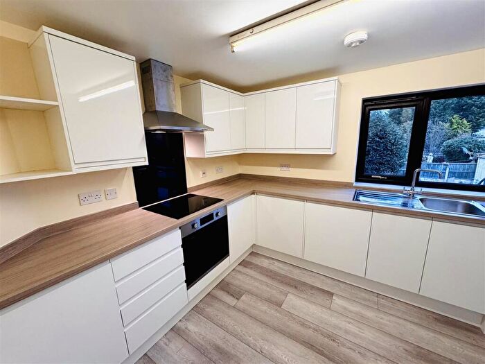 1 Bedroom Flat To Rent In St Thomas' Court, St Thomas Street, Stafford, ST16