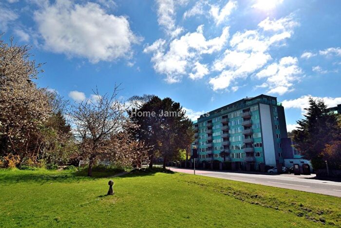 3 Bedroom Apartment To Rent In London Road, Brighton, BN1