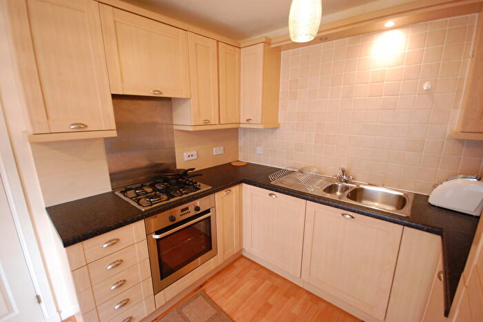 2 Bedroom Flat To Rent In Dee Street, Aberdeen, AB11