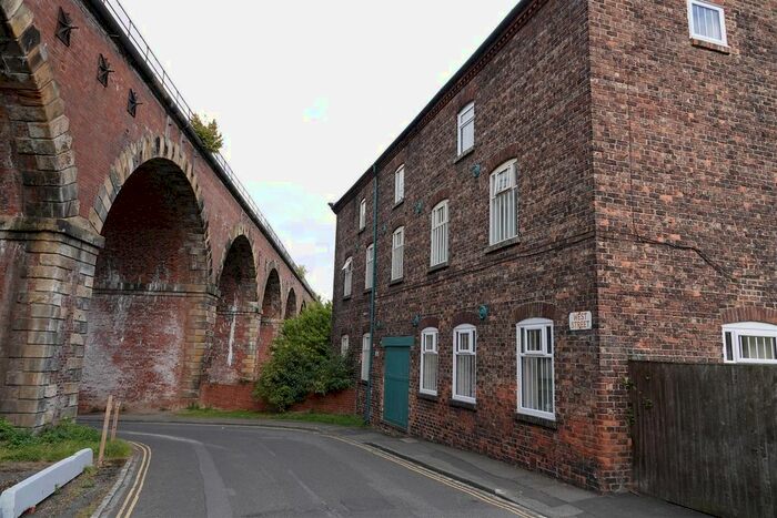 2 Bedroom Flat To Rent In Hauxwells Building, West Street, Yarm, TS15