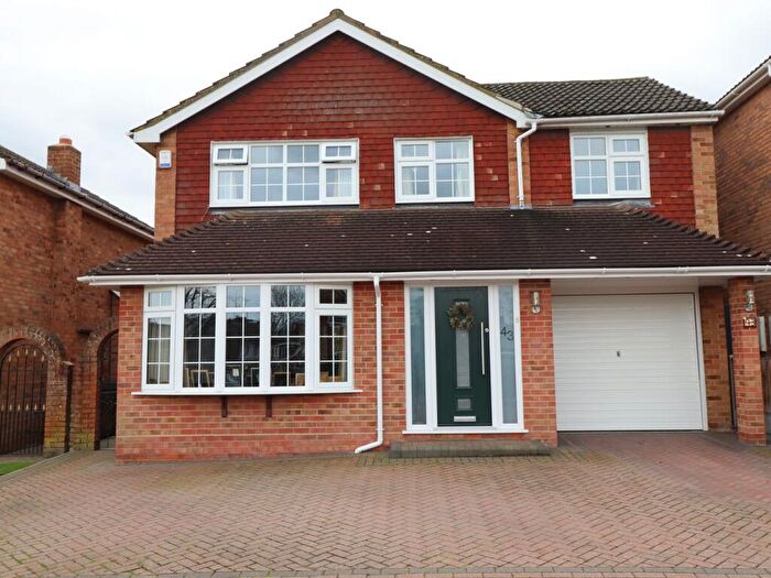 5 Bedroom Detached House For Sale In Shakespeare Avenue, Rayleigh, SS6