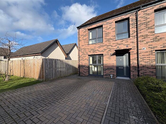 3 Bedroom Property To Rent In Lapwing Drive, Perth, PH1