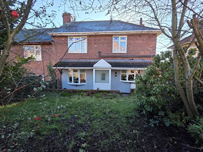 3 Bedroom Semi Detached House For Sale In Sycamore Street, Church Warsop, Mansfield, NG20