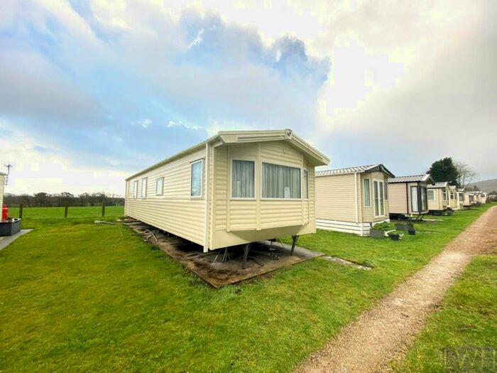 3 Bedroom Mobile/park Home For Sale In Botwnnog, Pwllheli, LL53