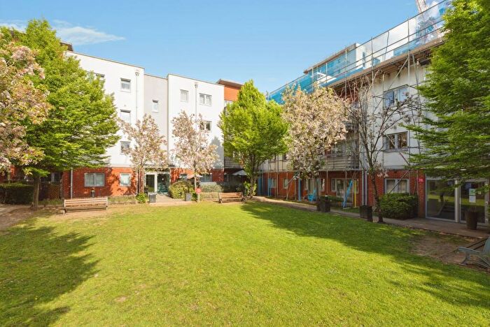 2 Bedroom Flat For Sale In Hawker Place, London, E17